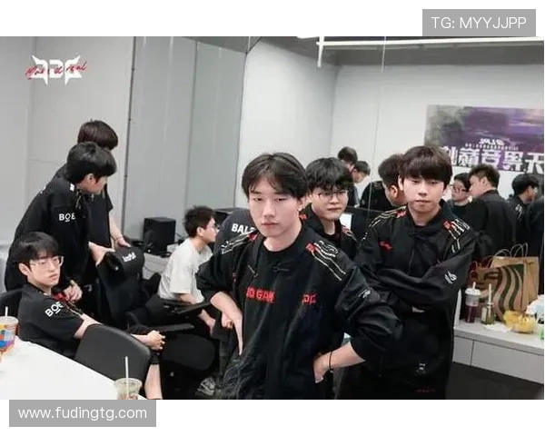 G队鏖战JDG展现顶级对决双雄争锋激烈碰撞谁能笑到最后